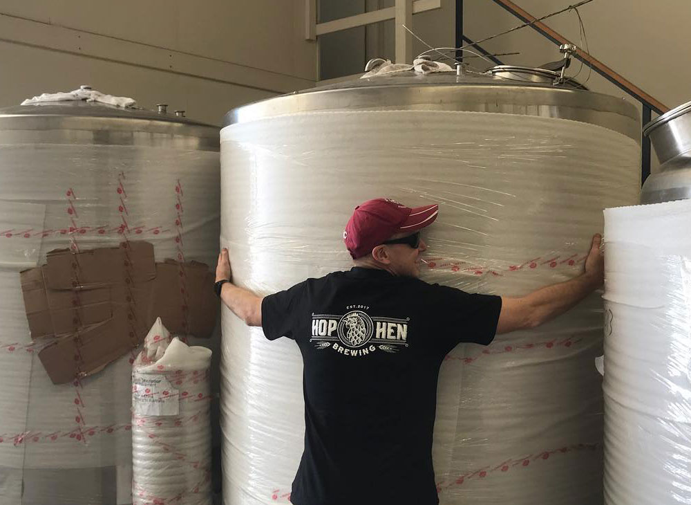 Brewery, microbrewery, brewhouse, beer fermenter, brewing beer, Tiantai beer equipment, brew house, beer fermentation tank, grist milling machine, beer machinery, brewing equipment, brew tanks, hand-crafted beer,beer making supplies,brewing company
